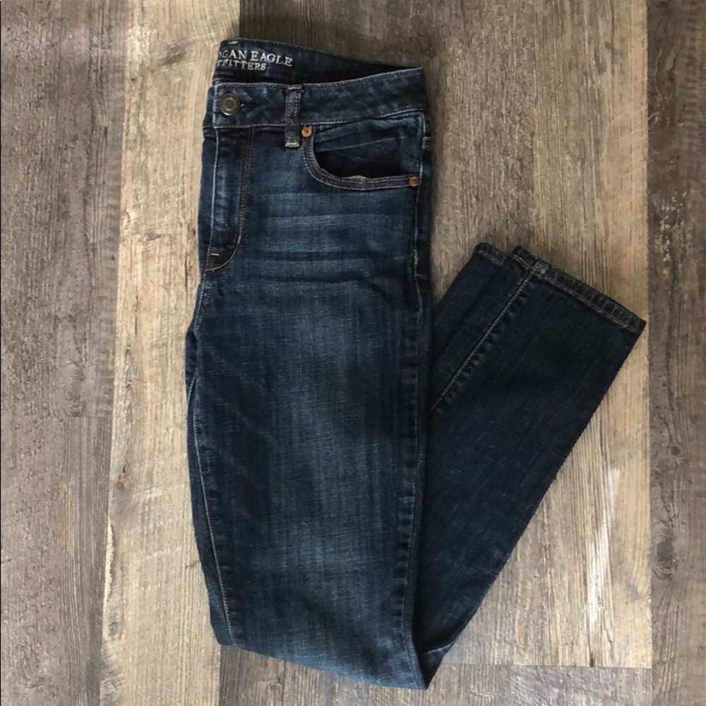 Women’s American Eagle skinny jeans
